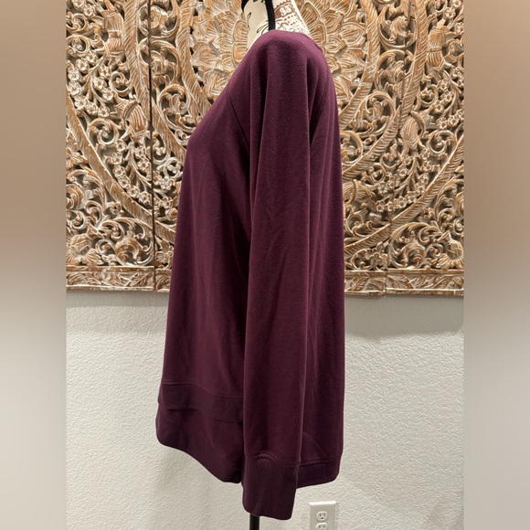 Danskin Burgundy Pullover, Super Soft Lightweight Sweatshirt- size XL - Picture 4 of 9